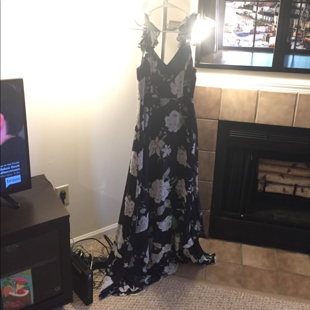 Lulus dress - Picture 1 of 2